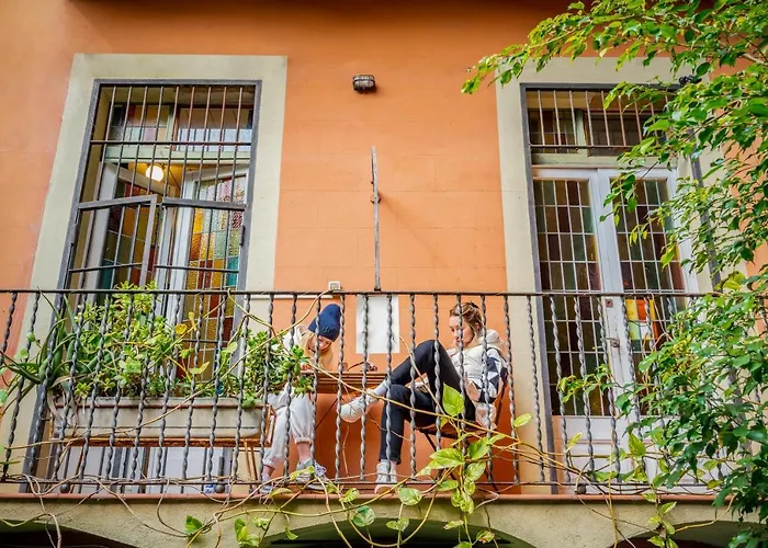 Casa Barcelo Hostel *