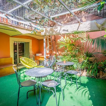 Casa Barcelo Vandrarhem