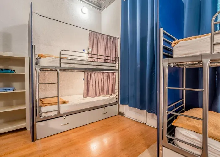 Hostel Casa Barcelo *