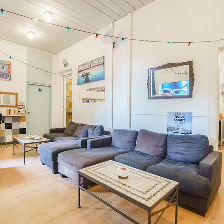 カサバルセロホステル ホステル *