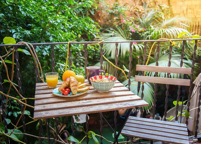 Casa Barcelo Hostel *