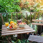 Casa Barcelo Hostel *