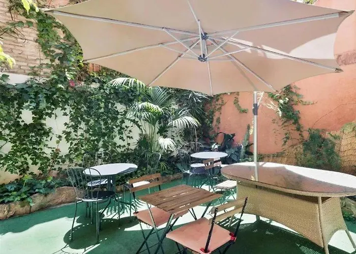 Hostel Casa Barcelo *